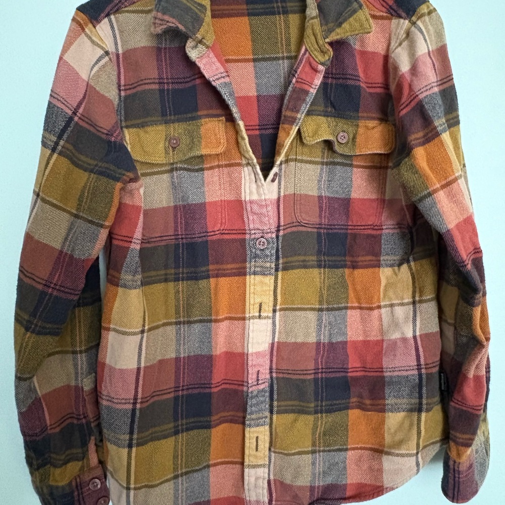 Patagonia Women's Multicolor Plaid Button Down Shirt